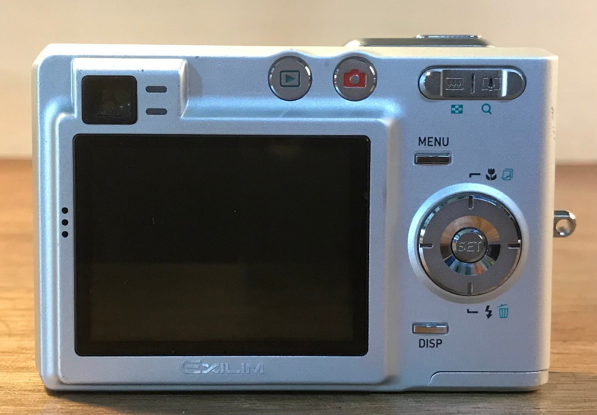 SS-1078□送料込□CASIO EXILIM 4.0 MEGA PIXEL デジタルカメラ EX-Z40 
