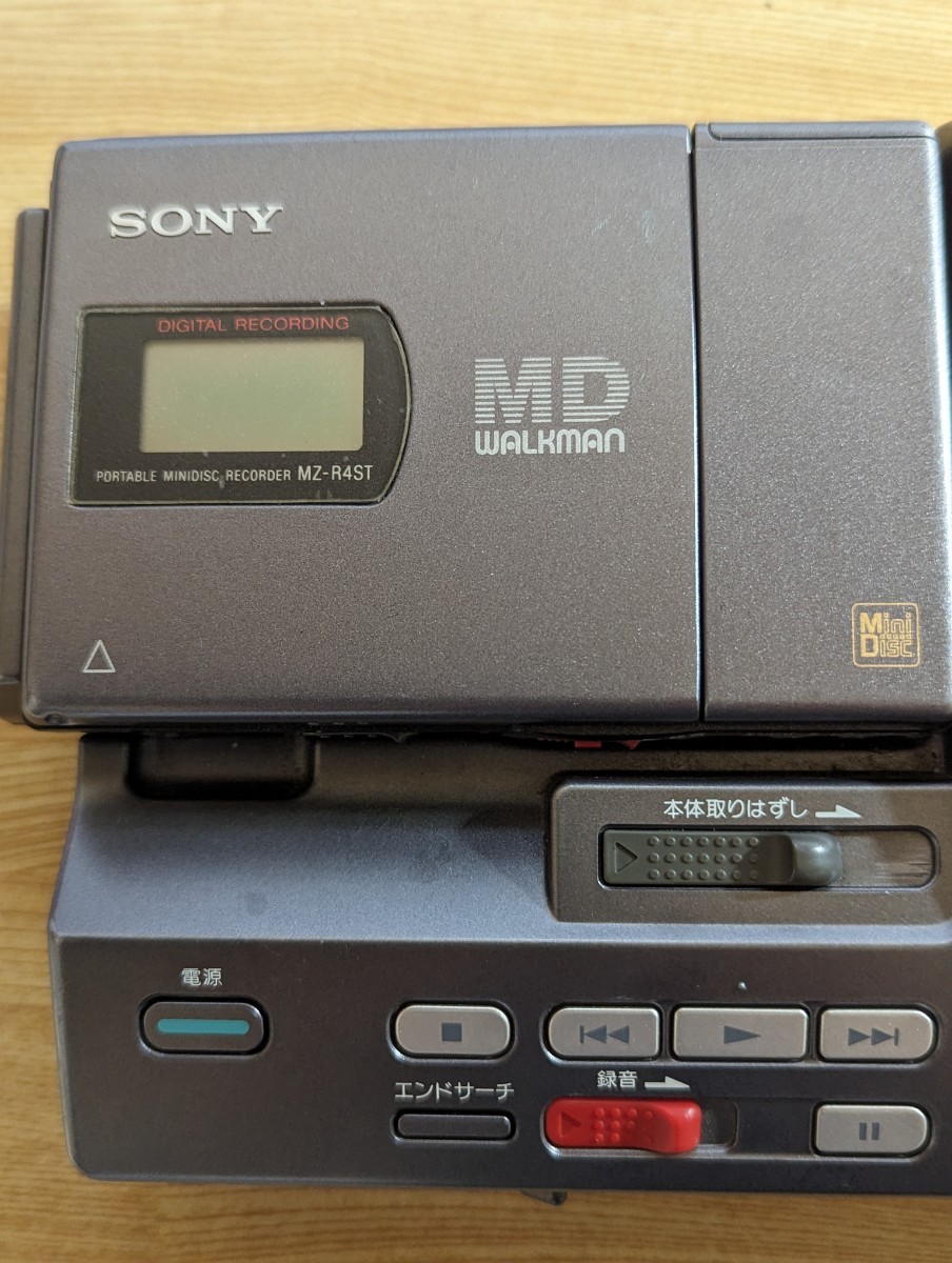 FRK「ジャンク」SONY MZS-R4ST 通電しません。