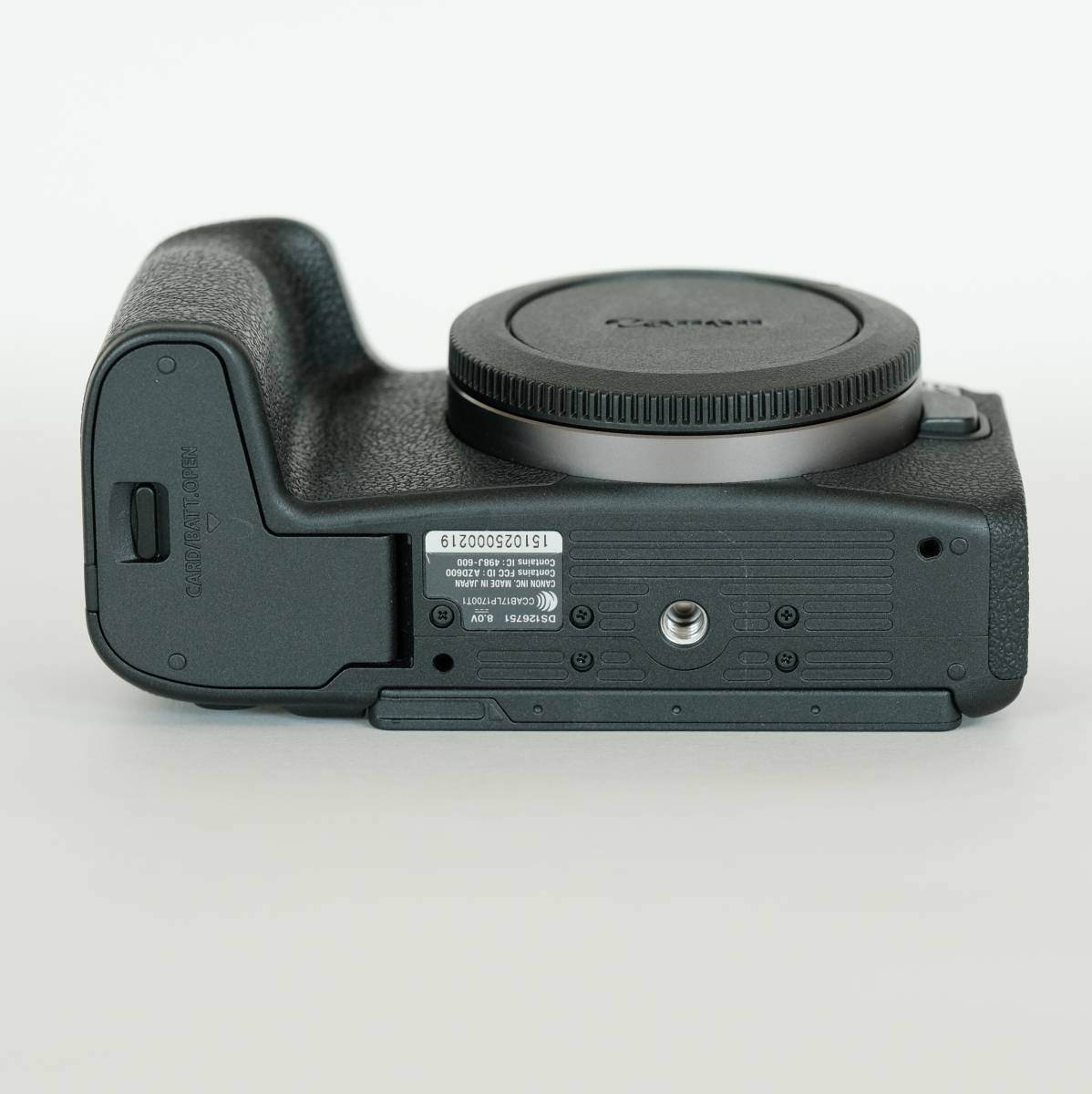 美品] Canon EOS RP / シャッター回数1万回以下・バッテリー2個付