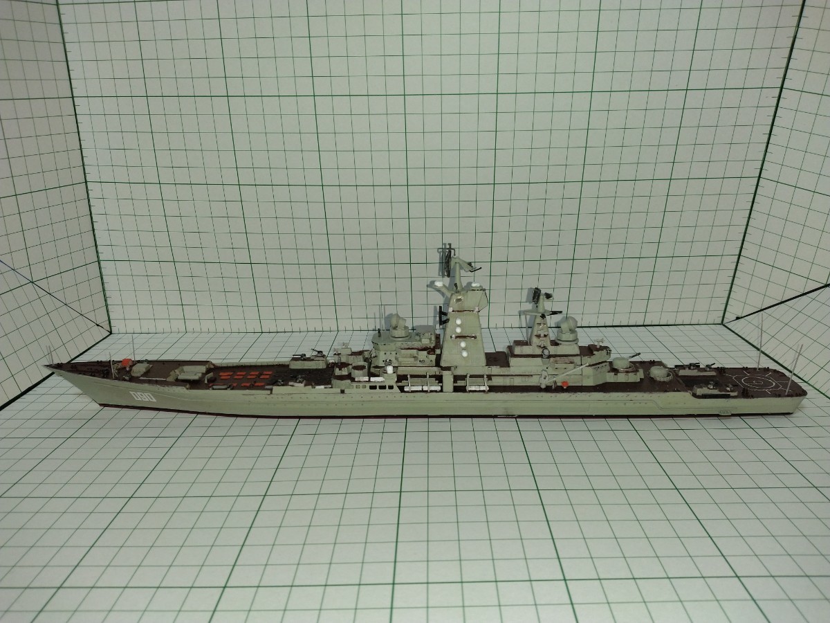 完成品 ソビエト海軍キーロフ級原子力ミサイル巡洋艦 アドミラル