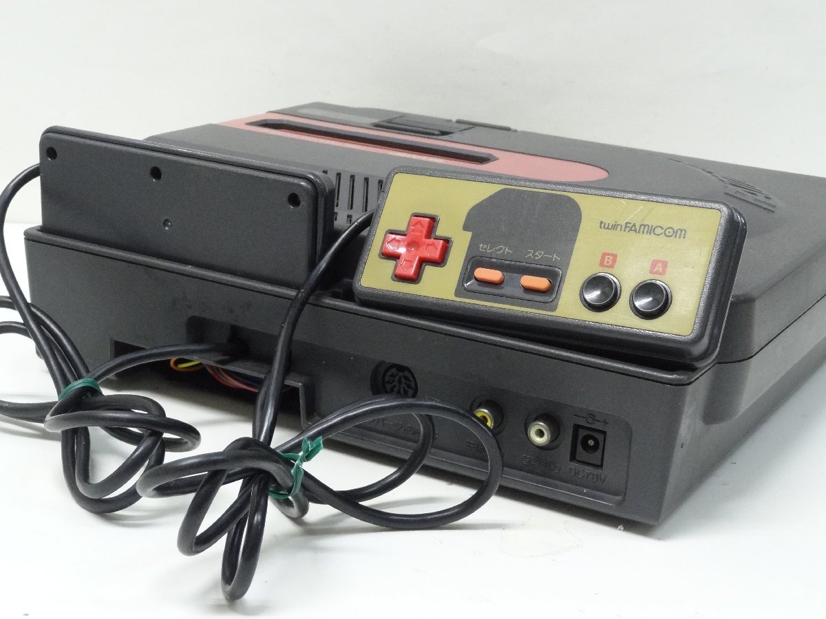 シャープ　ツインファミコン　本体　ジャンク 8□/Zこ6868 シャープ SHARP ツインファミコン TWIN FMICOM AN-500B