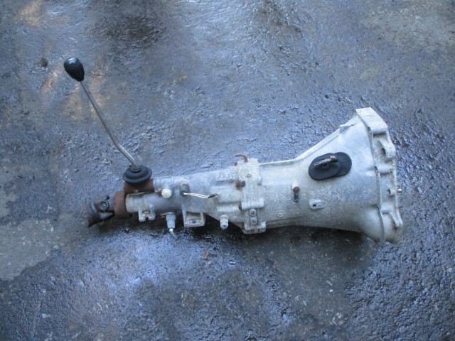 B310サニー　フロア4速ミッション60A　A14/A15/A型