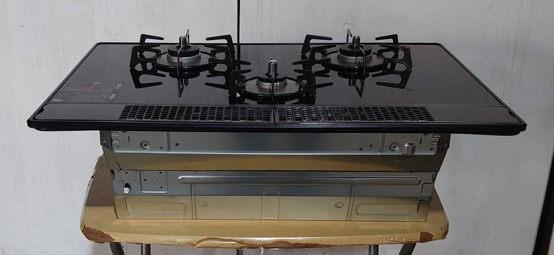 【大阪/岸和田発】リンナイ ビルトイン ガラストップ 3口 ガスコンロ R3734D1W1V 2023年製 都市ガス用 73.9cm 両面焼グリル リンナイ ガラストップ 3口 0 □080501-041□未使用保管品□Rinnai&frasl;リンナイ□グリル付きガス 公式通販