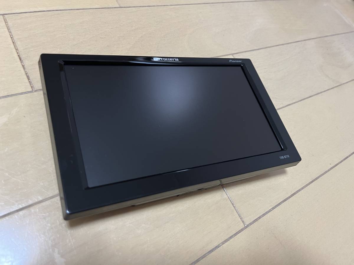 カロッツェリア パイオニア carrozzeria TVM-W710 7インチモニターのみ