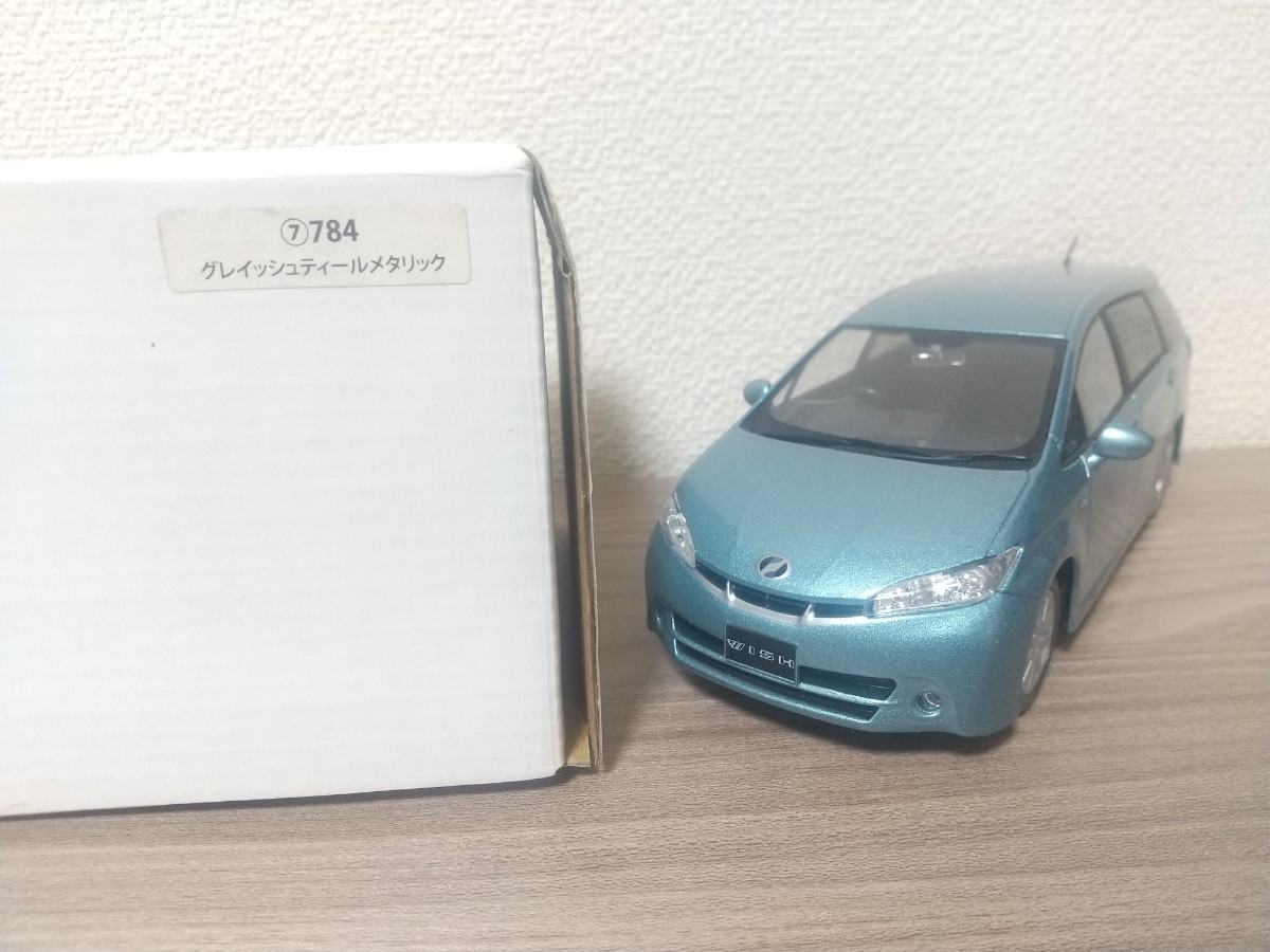 1/24 トヨタ ウィッシュ 20 カラーサンプルミニカー グレイッシュ