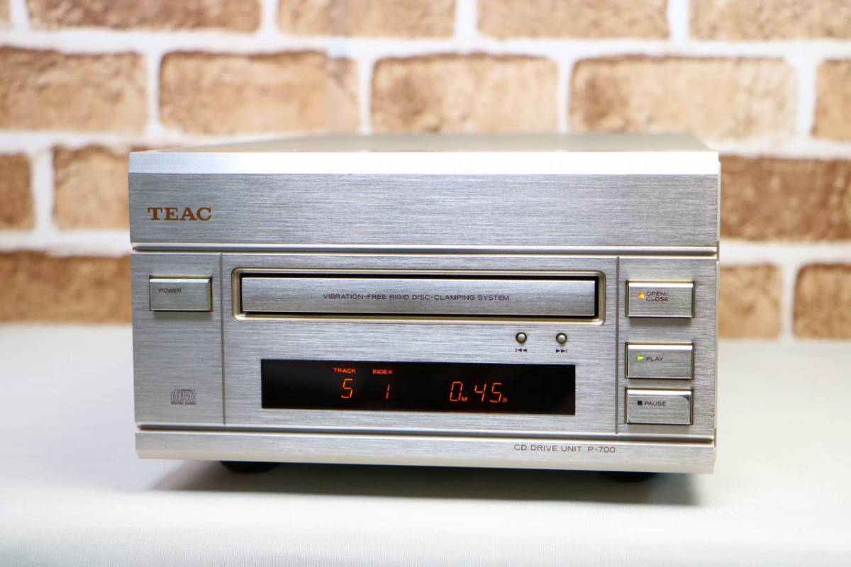 TEAC P-700 TEAC ティアック P-700 CDトランスポート VRDSメカニズム