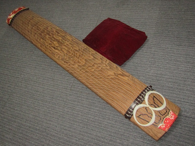 セール，品質保証 高級 琴 くり甲 玉縁 在銘 秀甫 13弦 十三弦 箏 和楽器 hh17-8708 TOM(筝、琴)｜売買されたオークション情報、yahooの商品情報をアーカイブ公開 - オークファン 筝、琴