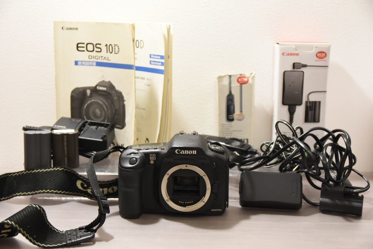 デジタル一眼レフカメラ CanonキャノンEOS 10 D X65 EOS Canon Kiss
