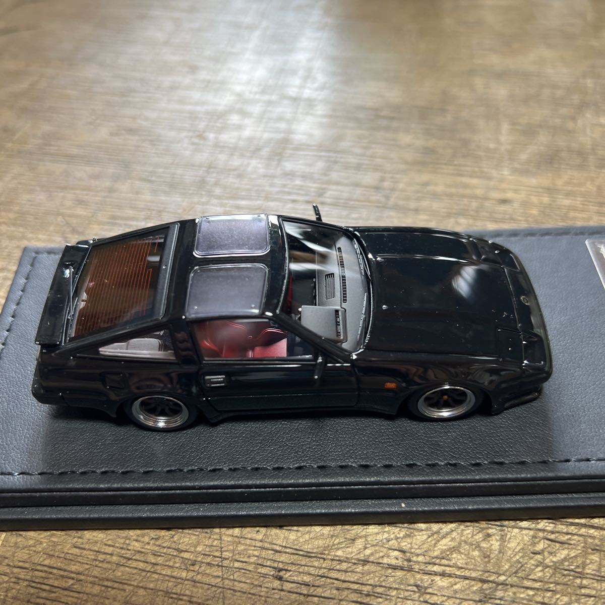 イグニッションモデル1/43日産 フェアレディZ（Z31）ブラック 1⁄43