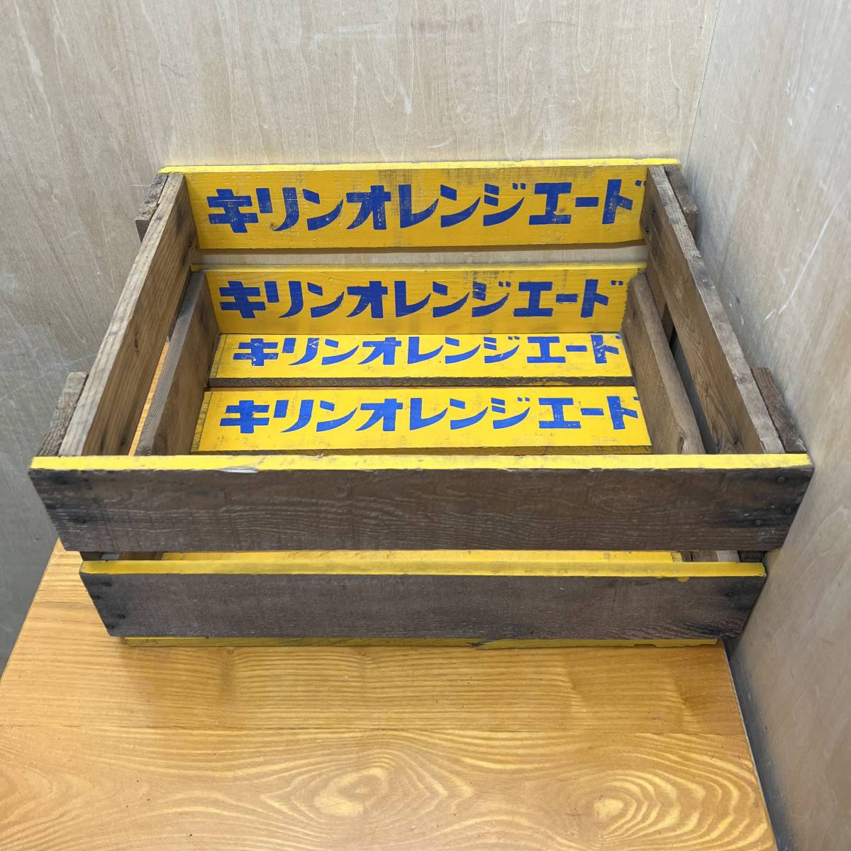 082118-4　キリン キリンオレンジエード 空箱 木箱 ウッドボックス BOX 昭和 レトロ 当時物 時代物 アンティーク インテリア 