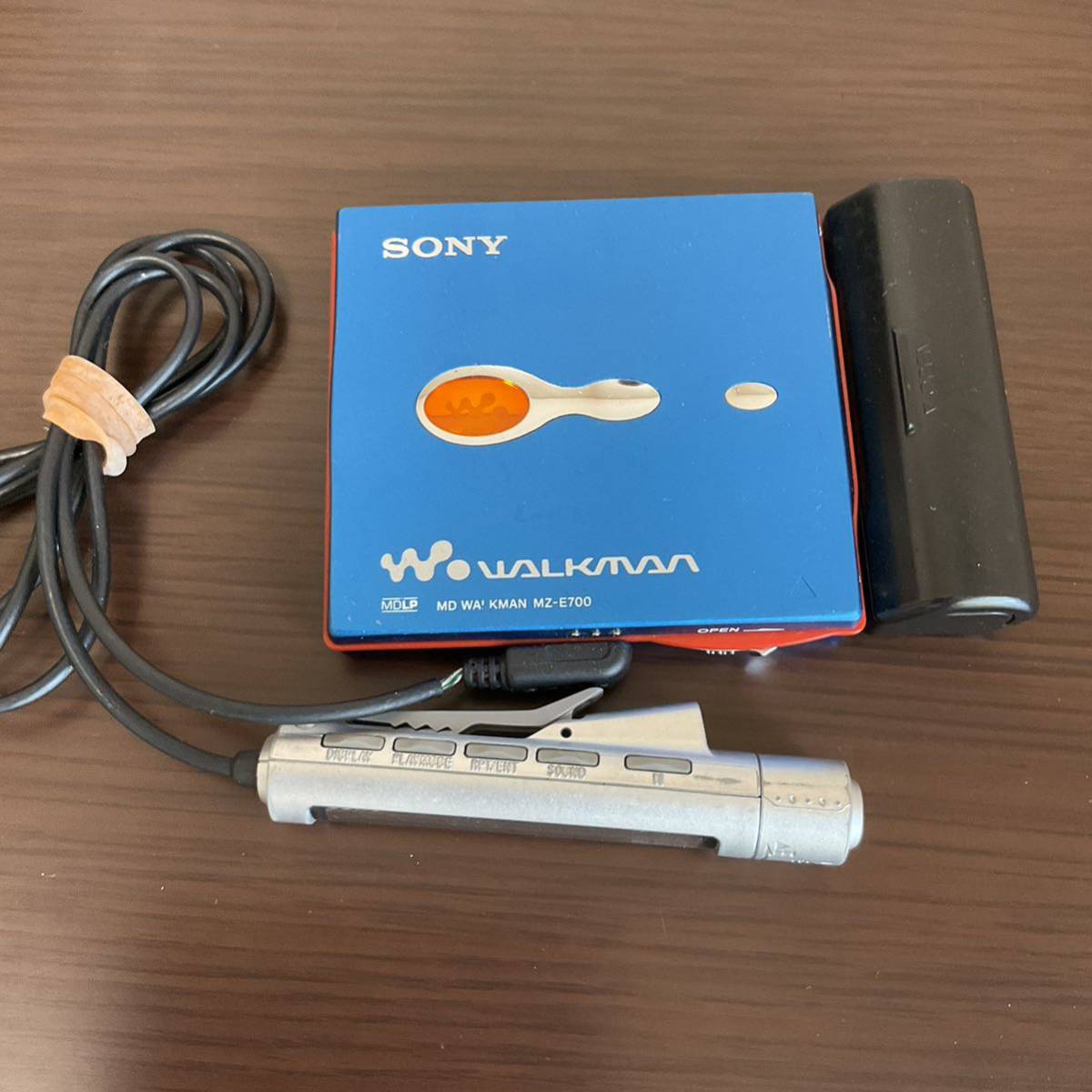 SONY MZ-E700 MD 完動品 MZ ポータブルMD SONY ポータブルMDプレイヤー
