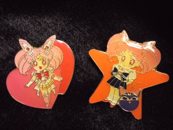 セーラームーン 可愛いちびうさピンバッジ2個 ハート星 ルナp セーラームーン 売買されたオークション情報 Yahooの商品情報をアーカイブ公開 オークファン Aucfan Com