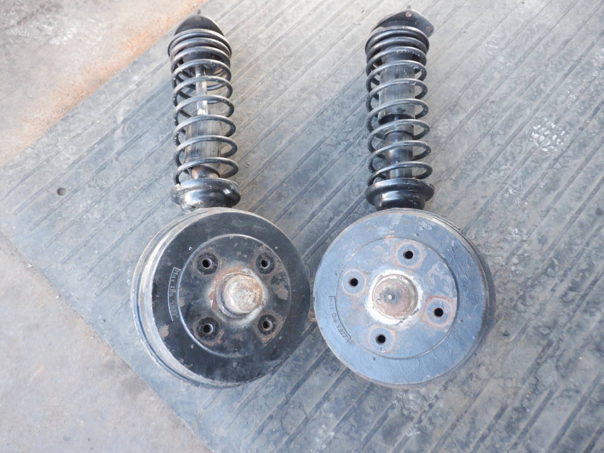 VW ワーゲン ビートル 空冷 メキシコ 右H フロント ストラット 左右 /30(10)【5-25055】宅配不可(福通営業所止)80862