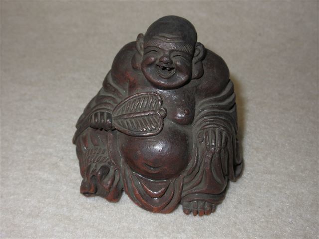 KA173 蔵出し 古備前 手捻り 座り布袋 時代物 