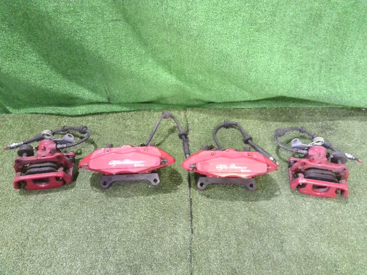 ◆ アルファロメオ ジュリエッタ 940【 brembo ブレンボ キャリパー 1台分セット 】17インチ装着品 1.4Lモデル 中古品 H100 2I12-6 ◆