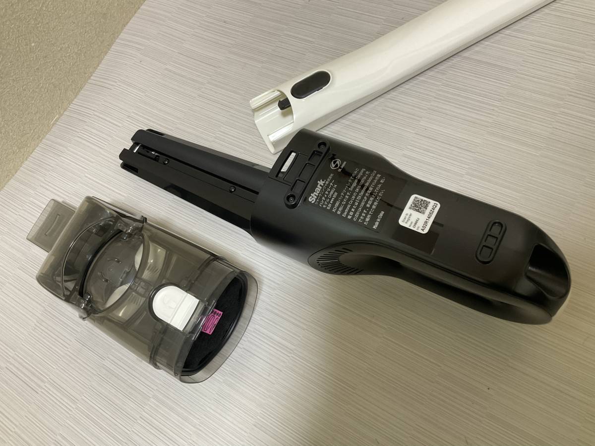 未使用自宅保管品 綺麗 シャークニンジャ CH965J 充電式サイクロンスティッククリーナー 掃除