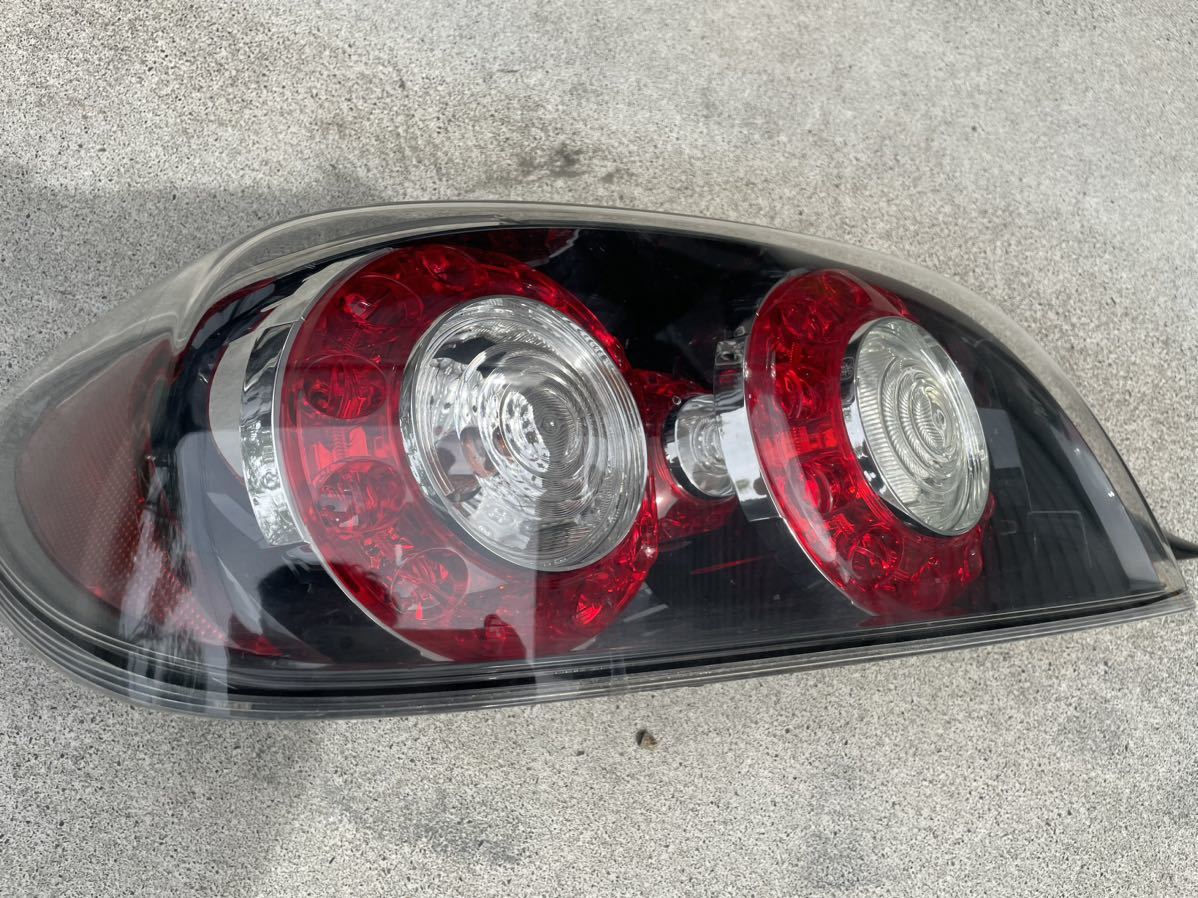 RX-8 SE3P 後期純正 LEDテールランプ SE3P RX-8 後期 220-41098 KOITO