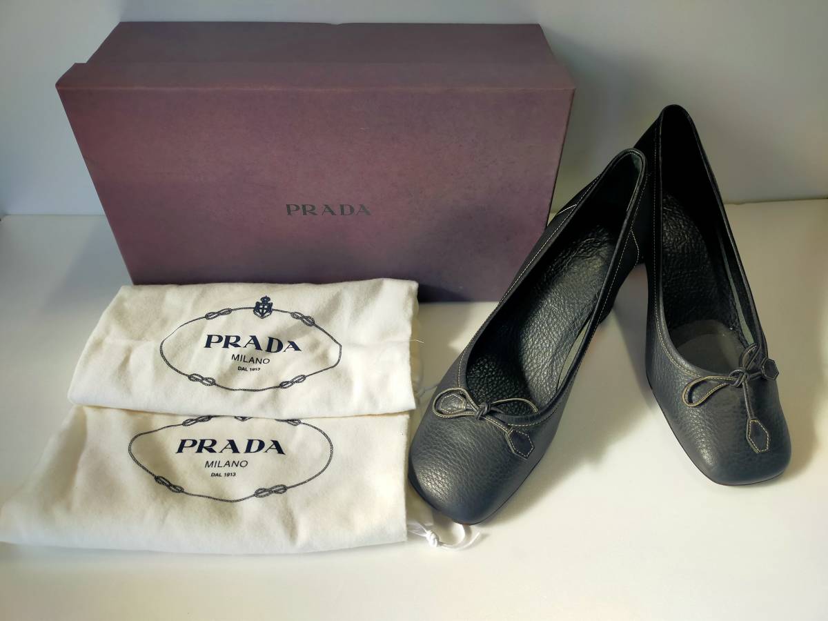 ★PRADAプラダ　レザーパンプス ブラック　24ｃｍ/38★