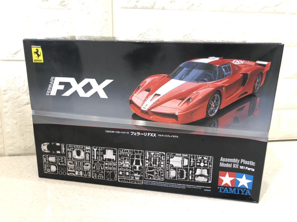 △ No.5 フェラーリFXX フルディスプレイモデル 1/24スケール レッド