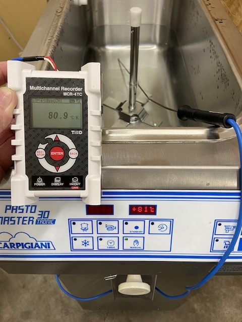使用僅か 北海道発】カルピジャーニ PASTOMASTER 30 TRONIC パステ