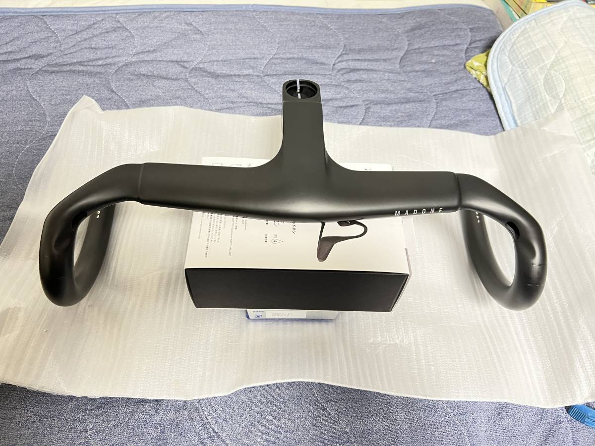 TREK Madone SLR Gen7用 ステム一体型カーボンハンドル 390mm/420mm 