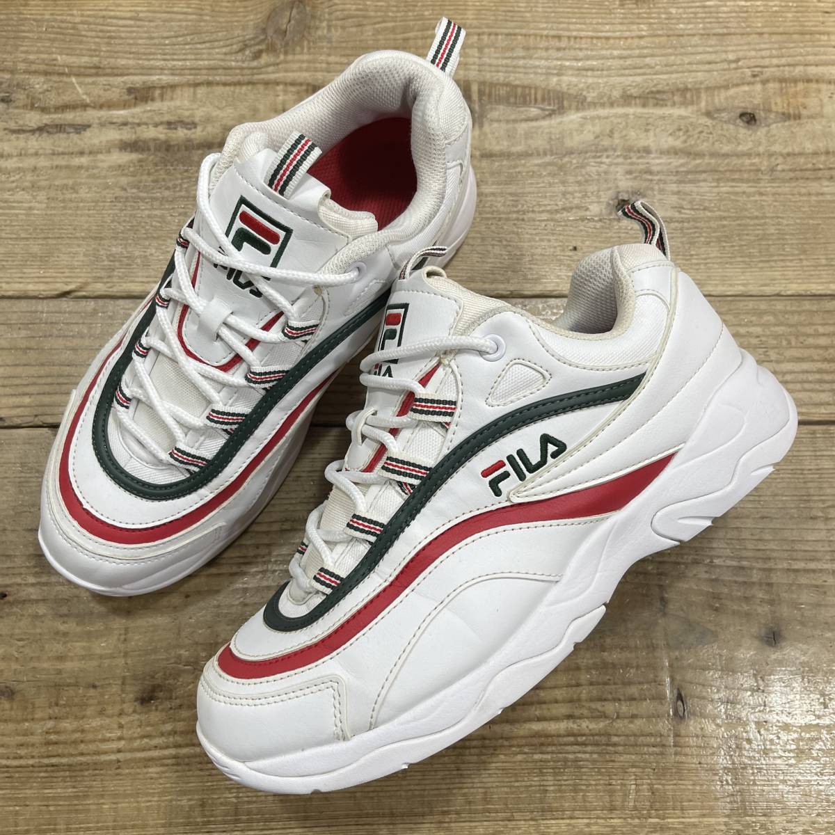 Fila Ray 1RM00577-124 フィラ レイ gucci グッチ カラー スニーカー  