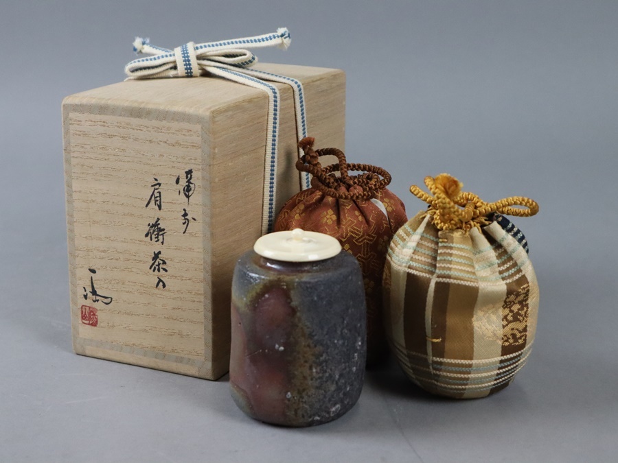 未使用】茶道具肩衝茶入(仕覆付)