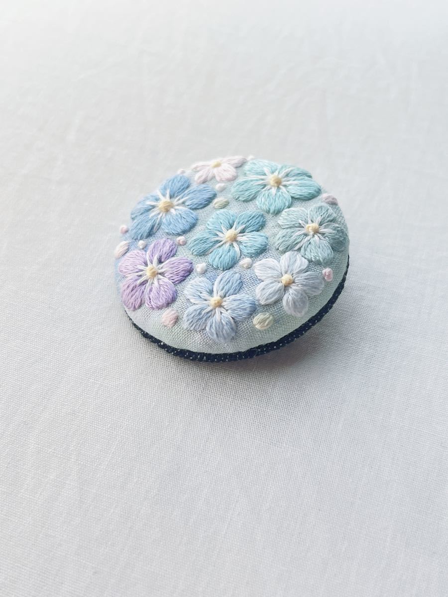 勿忘草 megu0582 ボタニカル刺繍 ブローチ ペンダントトップ