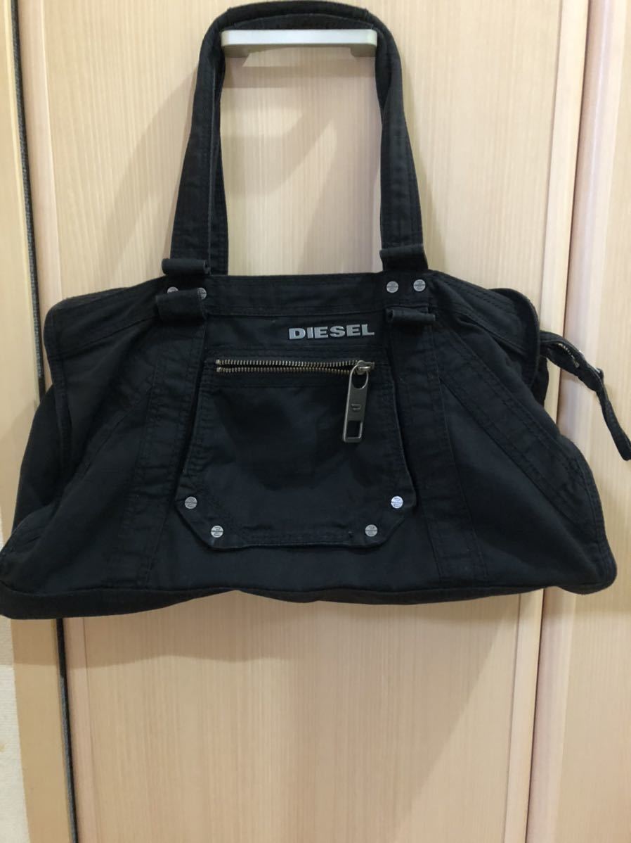 ★ディーゼル　肩掛け　バック　美品　売り切り★