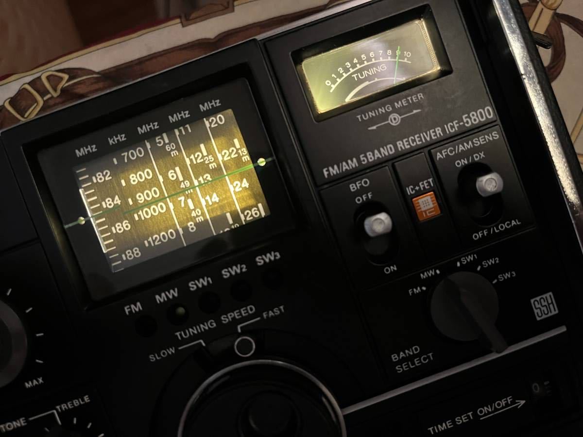 昭和のBCL傑作機！○SONY スカイセンサ－ ICF5800 ○整備、5バンド受信