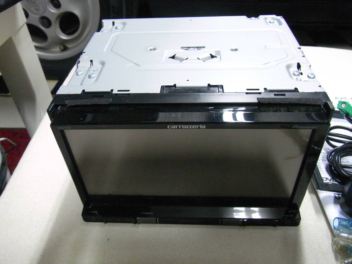 パイオニア製 カロッツェリア 地デジ メモリー ナビ AVIC-RZ09 中古品