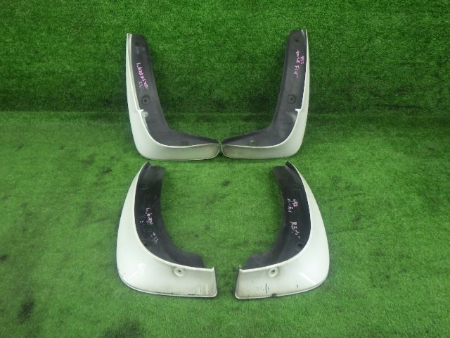 # 純正 オプション H16年 30 セルシオ UCF30 UCF31 後期 マッドガード 4個 1台分 セット 泥除け 062 白パール 中古 [ZNo:05018241]