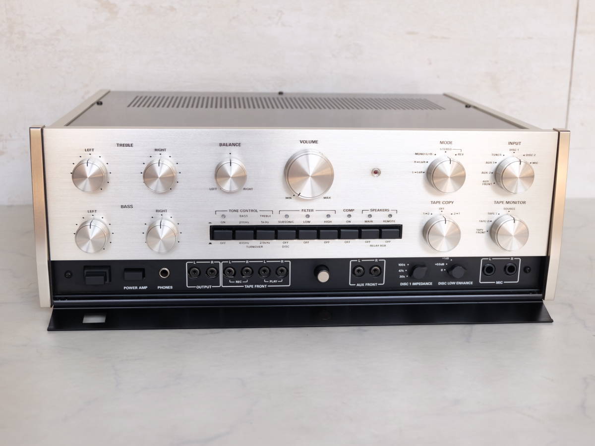 ◇ Accuphase C-200 ◇ 名機 プリアンプ コントロールアンプ