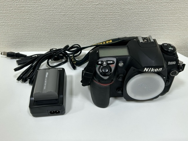 【BW 911】Nikon D200 ボディ デジタル一眼レフカメラ 現状品 ニコン 中古 現状品 Nikon D200 ボディ SCENE（ワン デジタル1眼レフ 美品