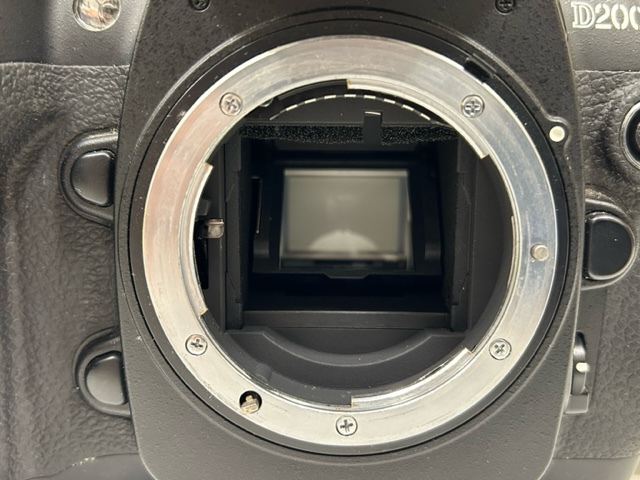 【BW 911】Nikon D200 ボディ デジタル一眼レフカメラ 現状品 ニコン 中古 現状品 Nikon D200 ボディ SCENE（ワン デジタル1眼レフ 美品