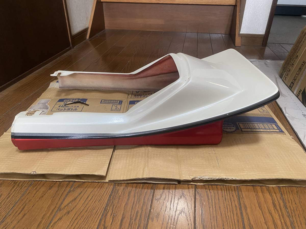 CBX400F2型純正カラー ビートテールBEETテールカウル美品 CBX400F