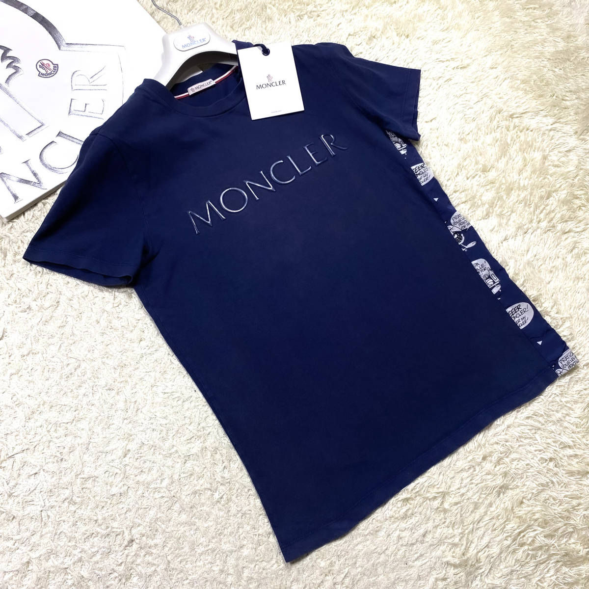 極美品MONCLER半袖Tシャツ ラバーロゴ サイドアニメーションロゴ