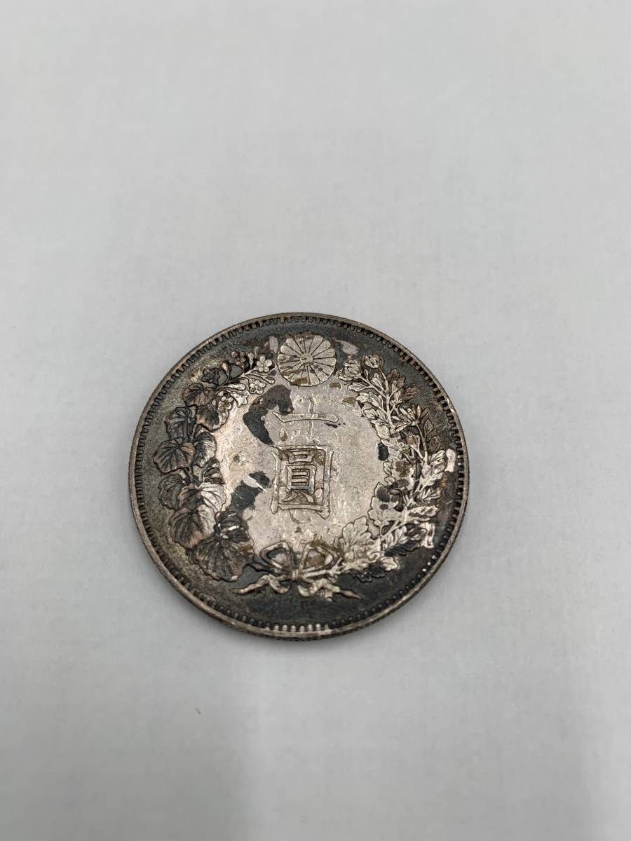 新1円銀貨(小型) 明治22年銘(1889年) 近代銀貨シリーズ⁄円