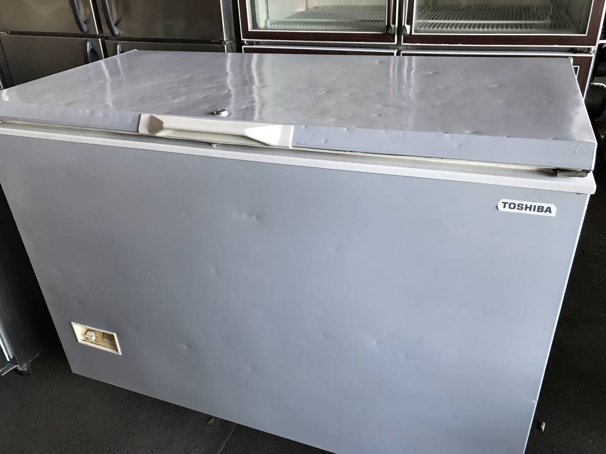 値下げしました 東芝 冷凍ストッカー CR-221GF2 内容量216L 稼働時間短い 値下げしました 東芝 冷凍ストッカー CR-221GF2 内容量216L 稼働時間短い