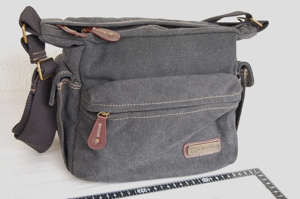 【中古美品】GIOTTO ショルダーバッグ
