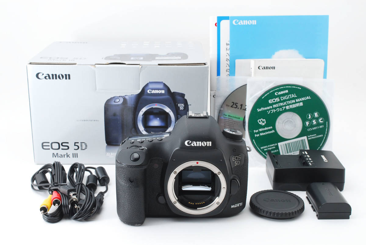 Canon EOS 5D Mark III 箱、付属品あり キヤノン Canon EOS 5D Mark III マーク3【元箱付き・付属品多数