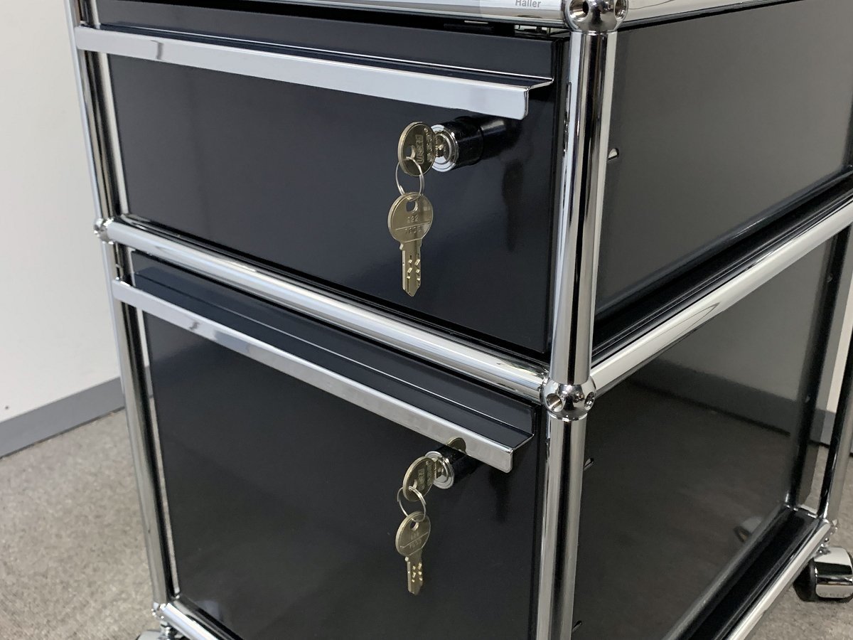 鍵付き　USMハラー　ロールボーイ　２段　デスクワゴン　ブラック 鍵付き USMハラー ロールボーイ 2段 デスクワゴン アントラサイト A