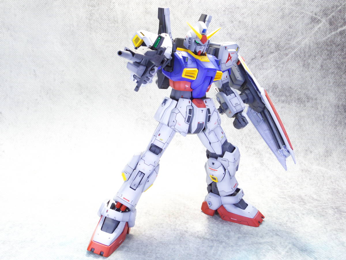 MGガンダムマークII ver2 アムロ機　改修全塗装完成品 MG ガンダムMk-Ⅱ アムロ・レイ専用機 Ver.2.0｜tonerinさんのガンプラ