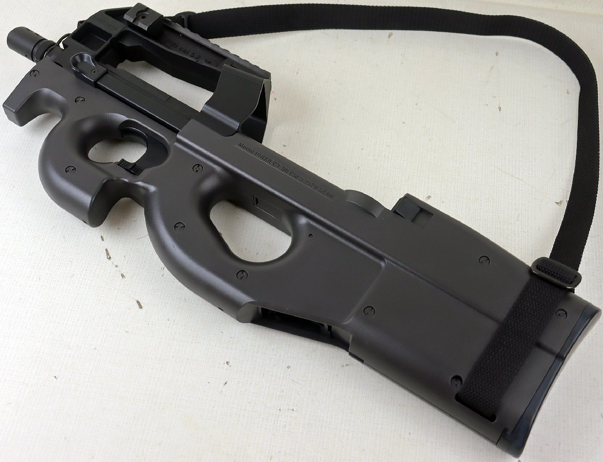 S◆ジャンク品◆電動ガン 『東京マルイ P-90』 全長:504mm 銃身長:247mm カラー:ブラック ミリタリー ヴァイオリン 小型/軽量 ※18歳以上