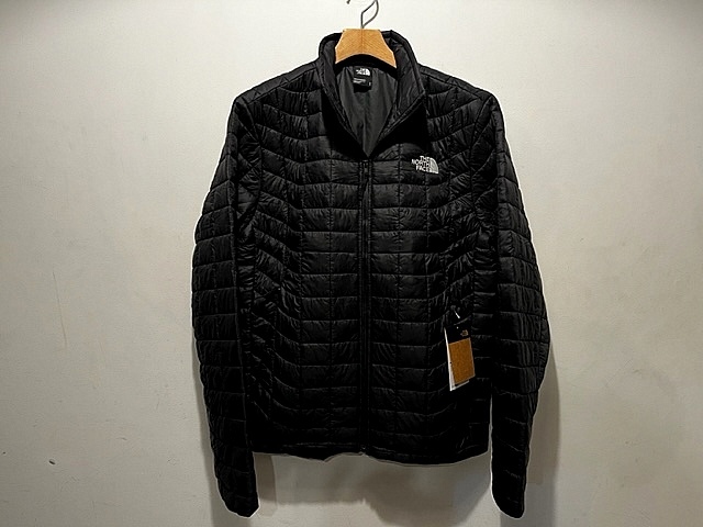 新品 正規品 USA限定 日本未発売 The North Face ノースフェイス 希少な白ロゴ サーモボール インサレーションジャケット US-S ブラック