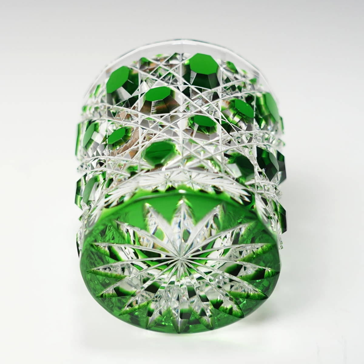 由】須田秀石 堀口硝子 緑被 八角籠目文 江戸切子ぐい呑 共箱