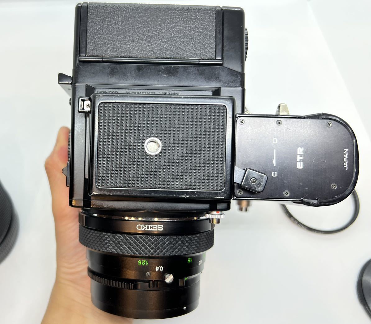 美品 ZENZA BRONICA ETRS AE-II 中判フィルムカメラ / ZENZANON MC 1:4 F=