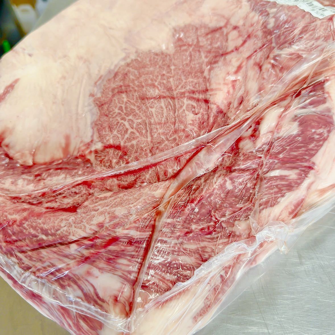お買い得 グリムキスペック 4等級 1円スタート 北海道産黒毛和牛ザブトン4900g ステーキ BBQ バーベキュー 業務用(ロース)｜売買されたオークション情報、yahooの商品情報をアーカイブ公開 - オークファ ロース