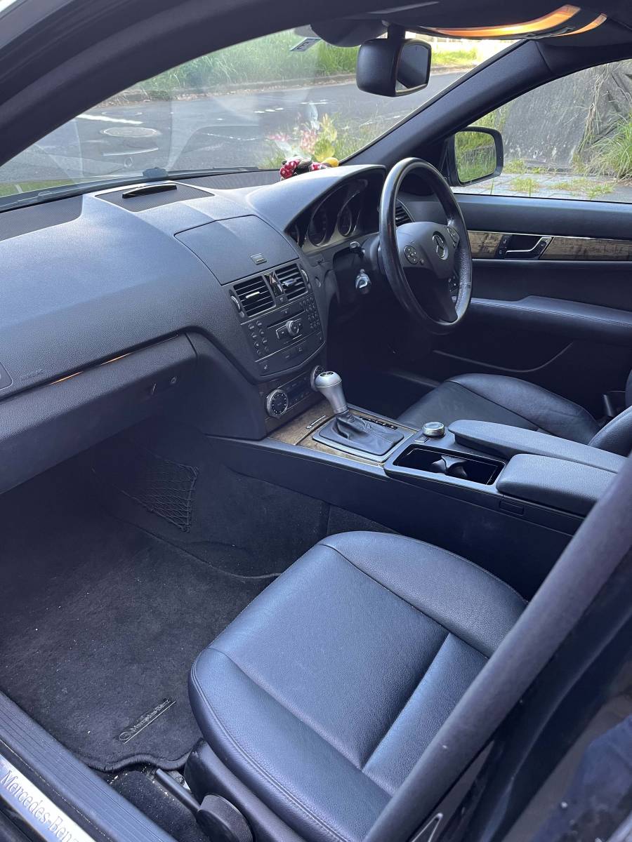 【 車検Ｒ７年3月 】メルセデスベンツ　Cクラス　C200コンプレッサー　平成20年11月登録　走行74500キロ_9