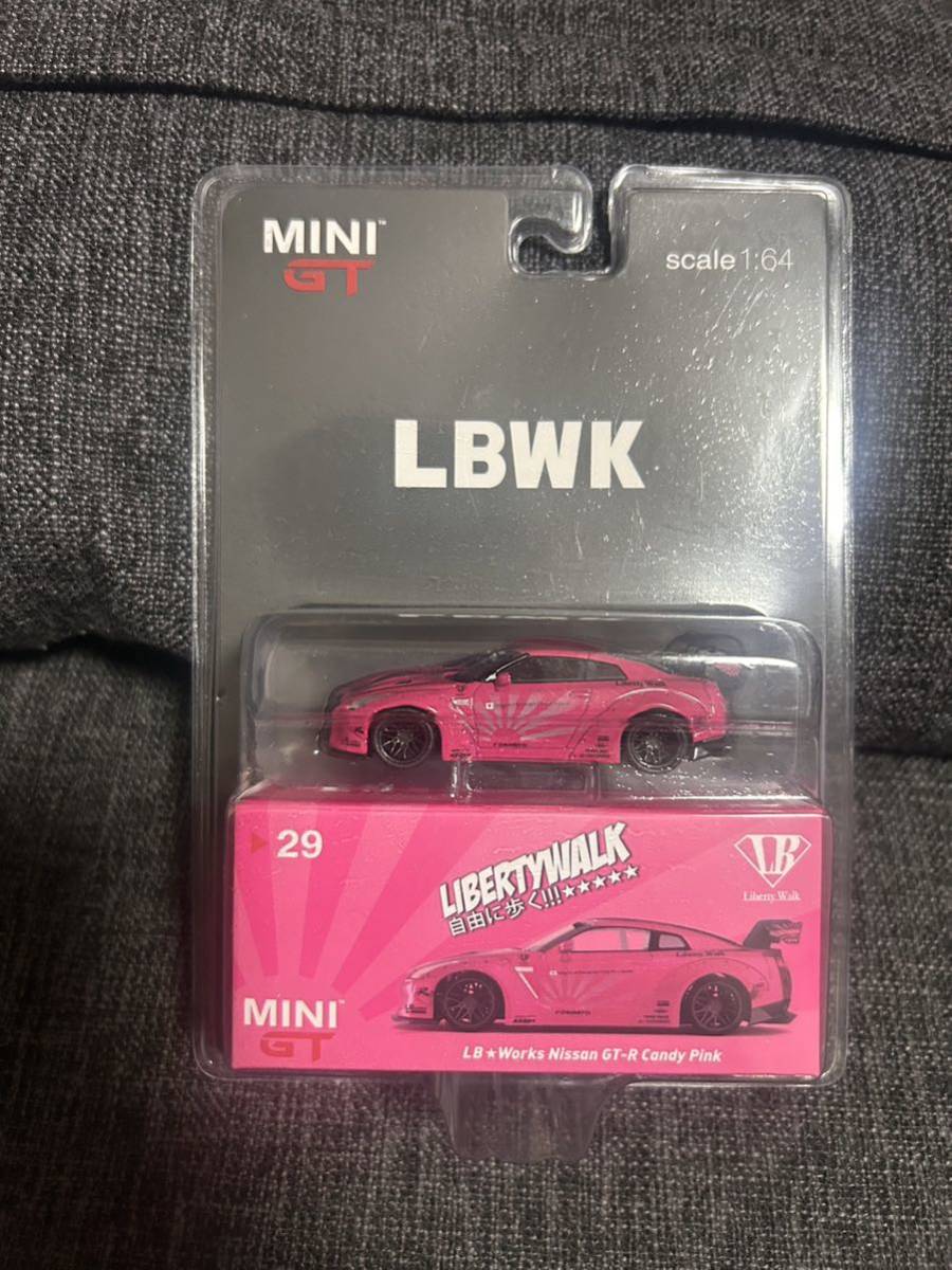 おもちゃ ミニgt リバティウォーク ニッサン GT-R キャンディレッド
